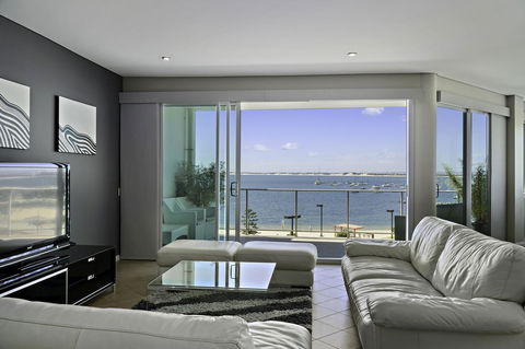 Luxury Suite Bunbury - Tourism Brisbane 4