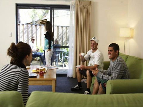 Leeuwin Apartments - Brisbane Tourism 11