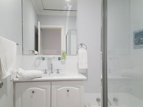 Palm Beach Bed & Breakfast - Tourism Brisbane 6