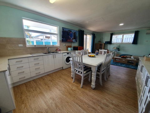 Palm Beach Bed & Breakfast - Tourism Brisbane 17