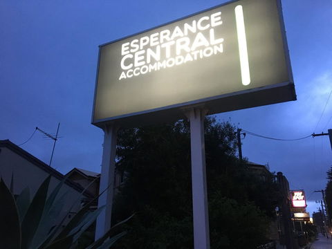 Esperance Central Accommodation - Tourism Brisbane 12