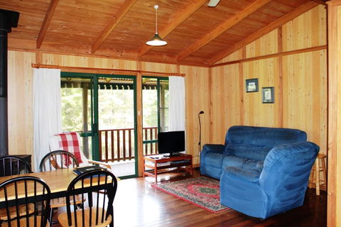 Hawke Brook Chalets - Tourism Brisbane 11