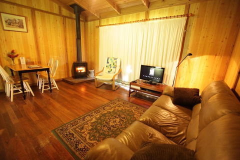 Hawke Brook Chalets - Tourism Brisbane 4
