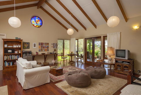Innisfree Mountain Retreat - Tourism Brisbane 2