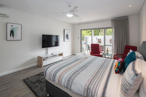 Churchill Studios - Brisbane Tourism 0
