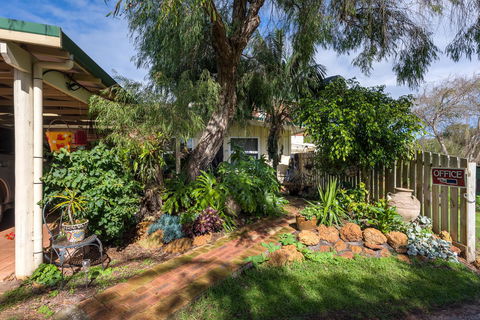Surfside Ocean Beach Denmark Holiday Accommodation - Tourism Brisbane 5