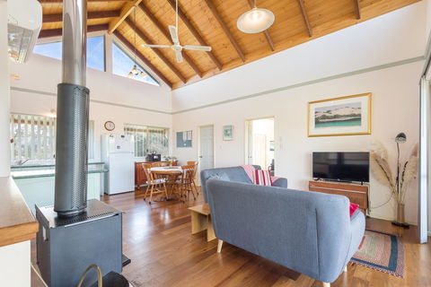 Surfside Ocean Beach Denmark Holiday Accommodation - Tourism Brisbane 23