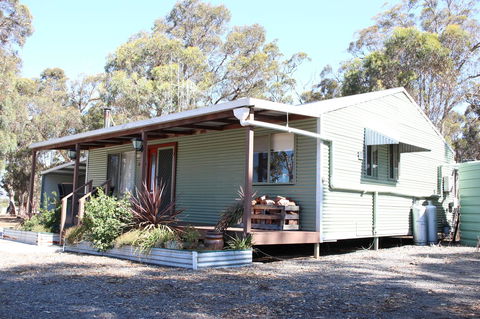 Kendenup Cottages And Lodge - Tourism Brisbane 30