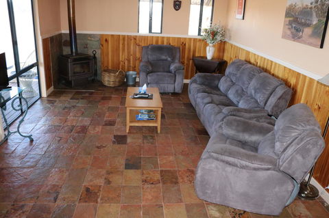 Kendenup Cottages And Lodge - Tourism Brisbane 14