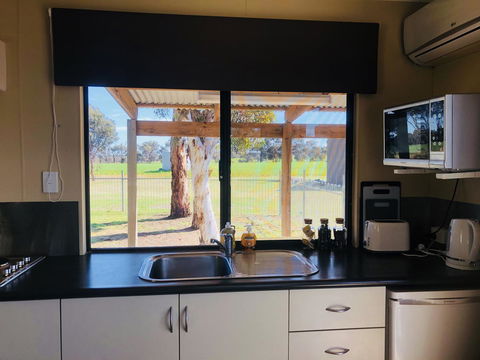 Kendenup Cottages And Lodge - Tourism Brisbane 3