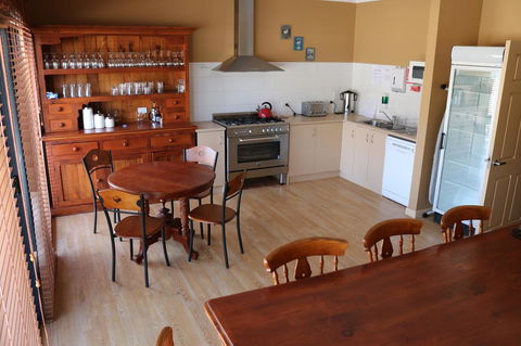 Kendenup Cottages And Lodge - Tourism Brisbane 40