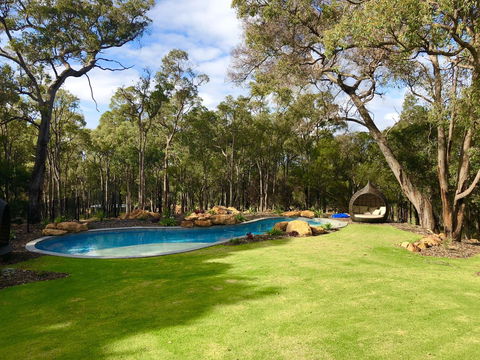Amaroo Retreat & Spa - Tourism Brisbane 3