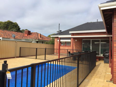 Big House Heated Pool 11 Beds Como / South Perth / Applecross - Tourism Brisbane 0