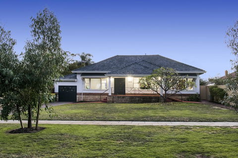 Big House Heated Pool 11 Beds Como / South Perth / Applecross - Tourism Brisbane 6