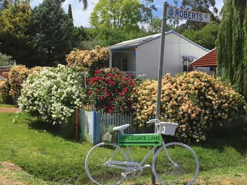 Applegate Lane Chalet - Tourism Brisbane 2