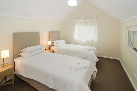 Beach Retreat - Busselton - Tourism Brisbane 7