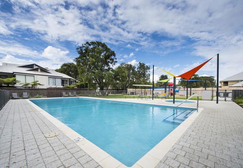 Beach Retreat - Busselton - Tourism Brisbane 1