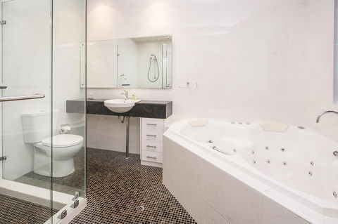 12/26 Yallingup Beach Road - Tourism Brisbane 5