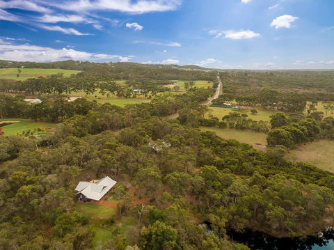 Denmark Forest Retreat - Tourism Brisbane 4