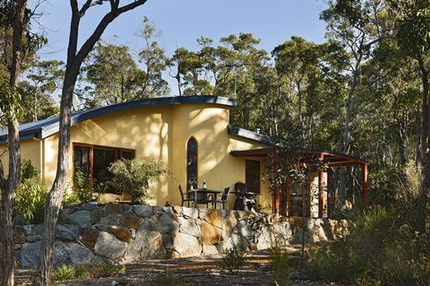 Aiyana Retreat - Tourism Brisbane 0