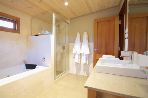 Aiyana Retreat - Tourism Brisbane 21