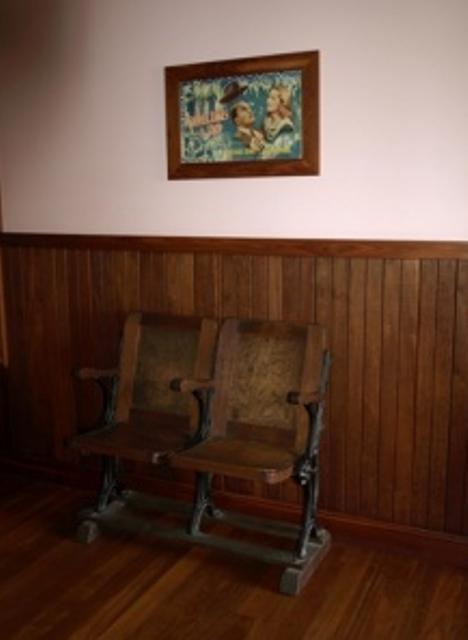 Pemberton Old Picture Theatre Holiday Apartments - Tourism Brisbane 38