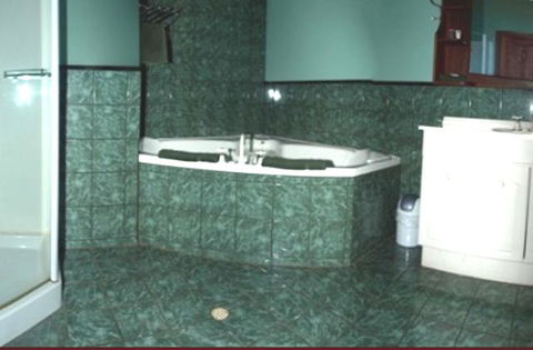 Pemberton Old Picture Theatre Holiday Apartments - Tourism Brisbane 22