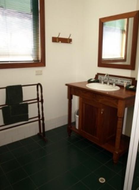 Pemberton Old Picture Theatre Holiday Apartments - Tourism Brisbane 33
