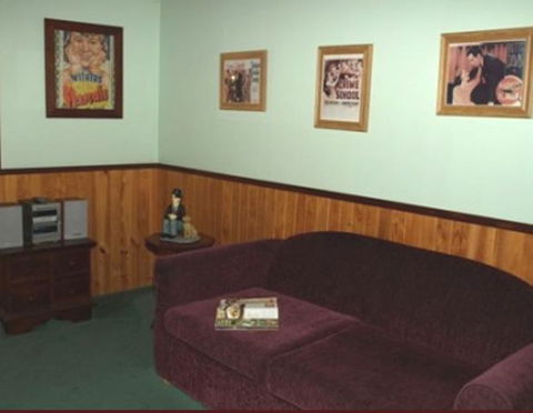 Pemberton Old Picture Theatre Holiday Apartments - Tourism Brisbane 10