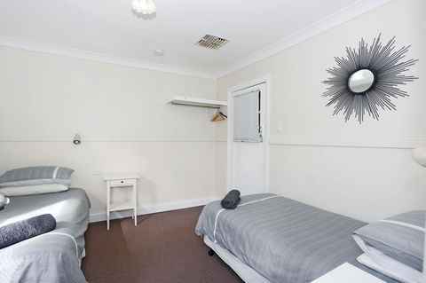 Busselton Guest House - Tourism Brisbane 42