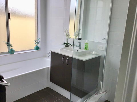 Be Wowed By Bayou - Busselton - Tourism Brisbane 12
