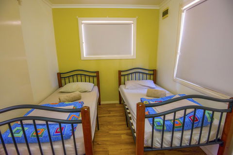 RAC Exmouth Cape Holiday Park - Brisbane 4u 1