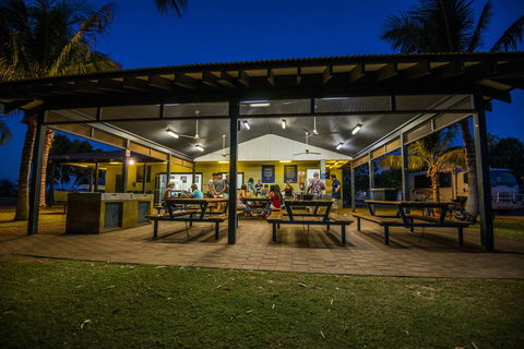 RAC Exmouth Cape Holiday Park - Brisbane 4u 13