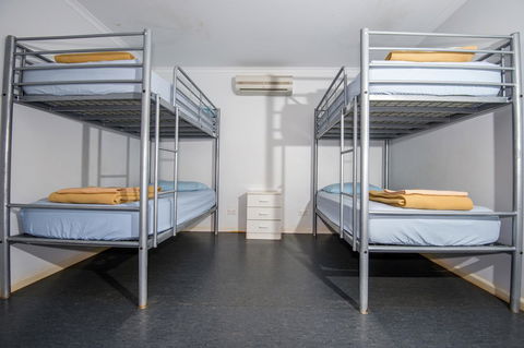 RAC Exmouth Cape Holiday Park - Brisbane 4u 30