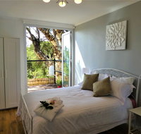 Treetops Cottage - Brisbane Tourism