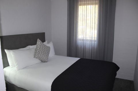 Atrium Hotel Mandurah - Tourism Brisbane 3
