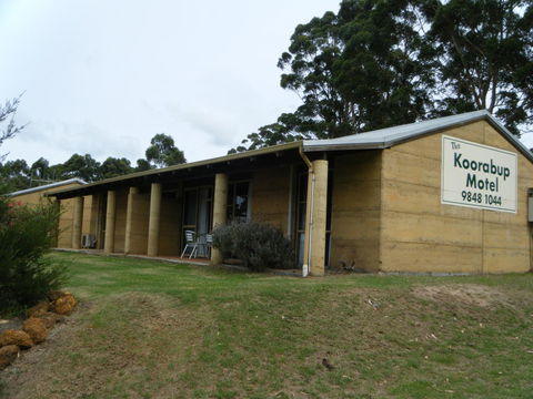 The Koorabup Motel - Brisbane Tourism 7