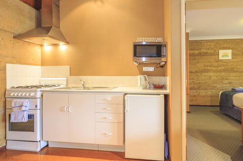 The Koorabup Motel - Brisbane Tourism 5