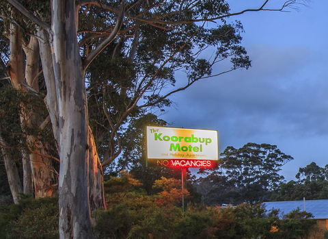 The Koorabup Motel - Brisbane Tourism 14
