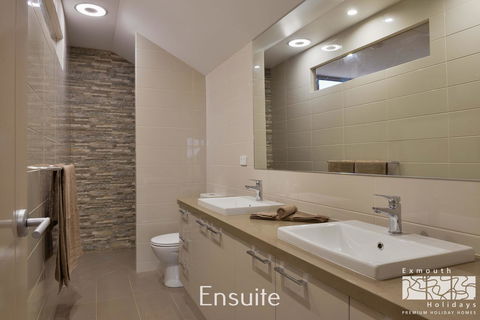 7 Kestrel Place - Tourism Brisbane 13