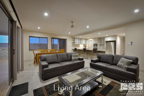 7 Kestrel Place - Tourism Brisbane 2