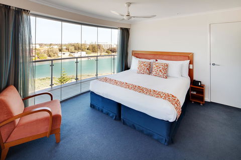 Seashells Mandurah - Tourism Brisbane 22
