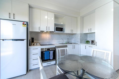 New Apartment On Great Location Opposite Garden City : 02 - Tourism Brisbane 13
