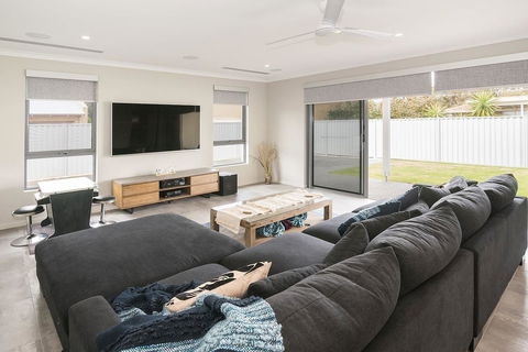 Busselton Beachside - A Slice Of Heaven - Tourism Brisbane 12