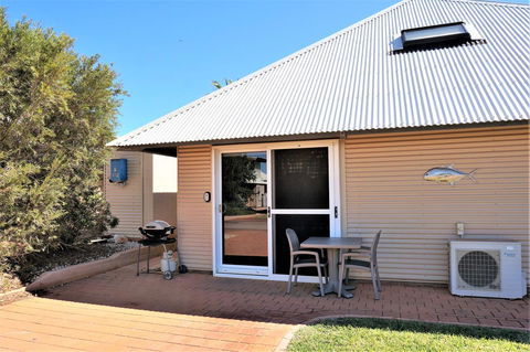 Osprey Holiday Village Unit 203 1 Bedroom - Brisbane Tourism 1