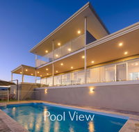 32 Corella Court - Private Jetty and Pool - Tourism Brisbane
