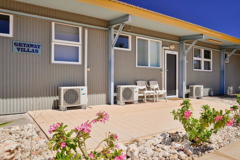 Getaway Villas Unit 389 - Tourism Brisbane 1