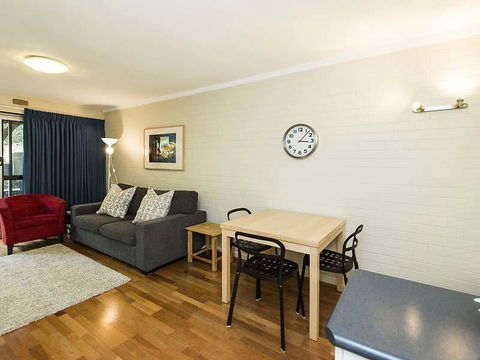 Rosalie 13 - Brisbane Tourism 6