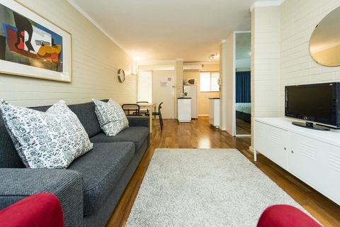 Rosalie 13 - Brisbane Tourism 7