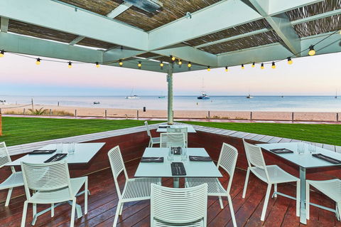 RAC Monkey Mia Dolphin Resort - Brisbane 4u 5
